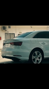 Vehicle thumbnail 2