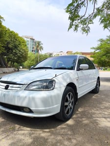 Vehicle thumbnail 6