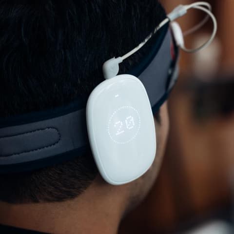 Transcranial direct current stimulation equipment, view 3