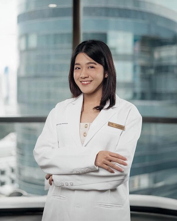 แพทย์หญิงอรณิชชา ฐิติถากุล
