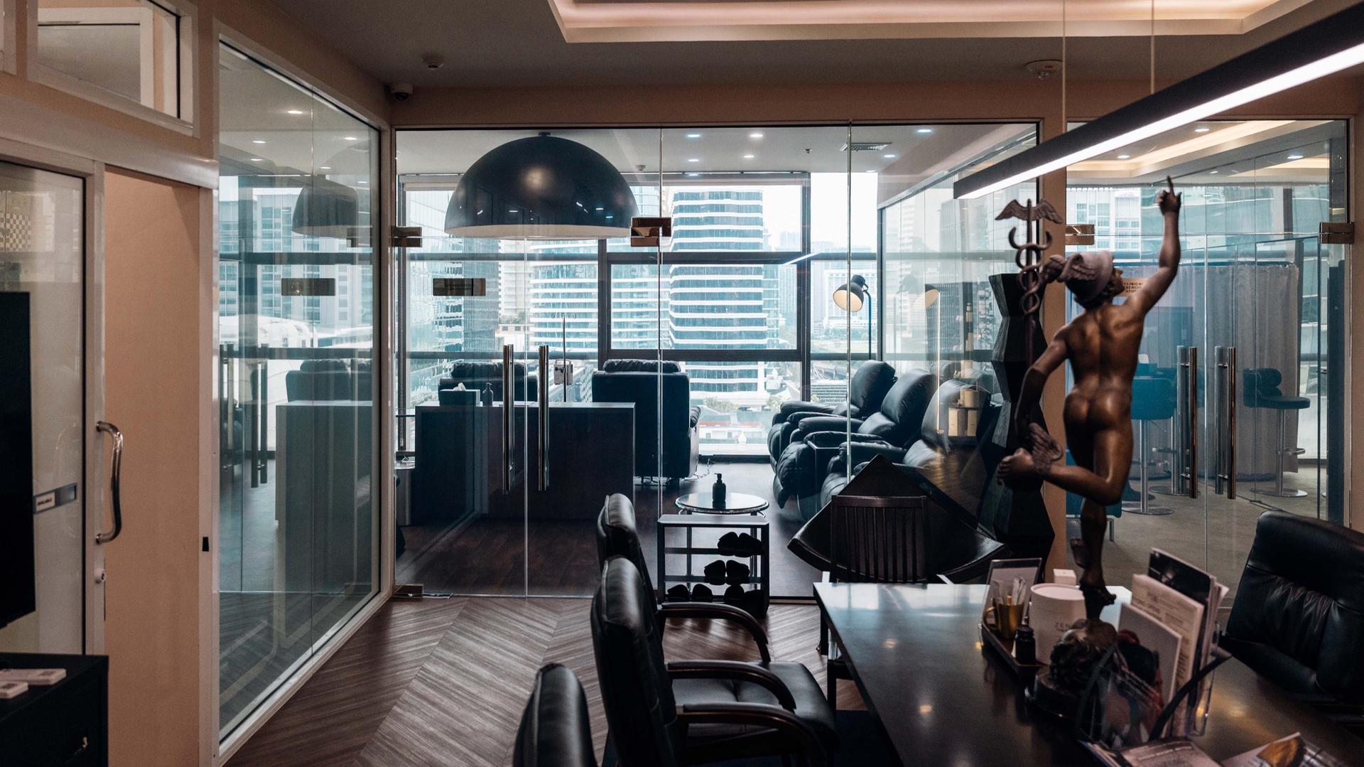 Proactive Longevity & Human Performance Lab interior, PYONG Rehabilitation Penthouse