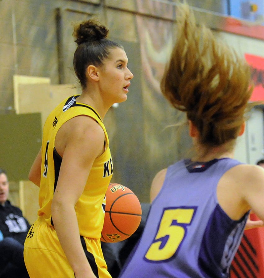 <who>Photo Credit: Lorne White/KelownaNow </who>Although sitting out the first game of the tournament, the Owls' Taya Hanson earned first-team all-star honours at the Valley tournament.