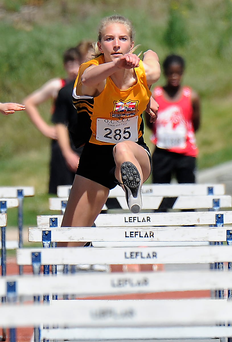 Hettinga got off to a quick start by winning the 100-metre hurdles.