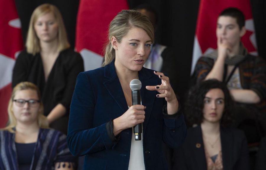 <who>Photo Credit: The Canadian Press</who>Melanie Joly