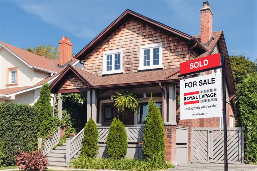 </who>The benchmark selling price of a typical single-family home in Kelowna currently sits at a record-high $1.13 million, a price that could plateau or dip with the real estate market cooling.