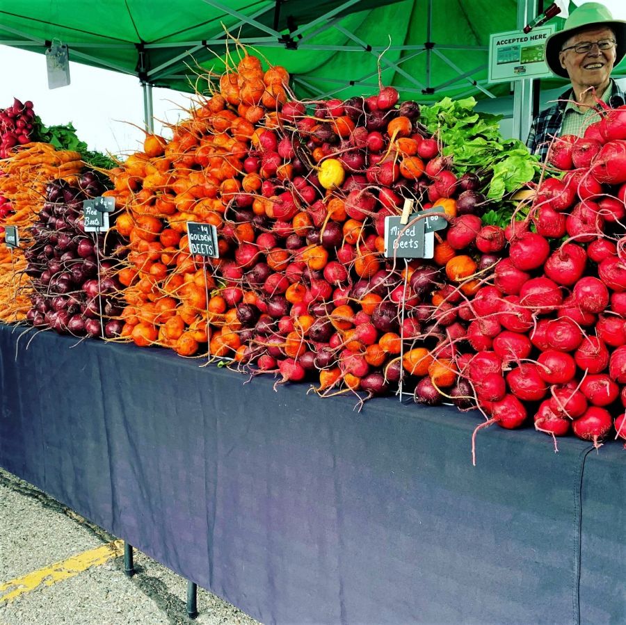 </who>With 220 vendors and three-times-a-week markets, the Kelowna Farmers' and Crafters' Market is the ideal place to begin any Farm to Table journey.