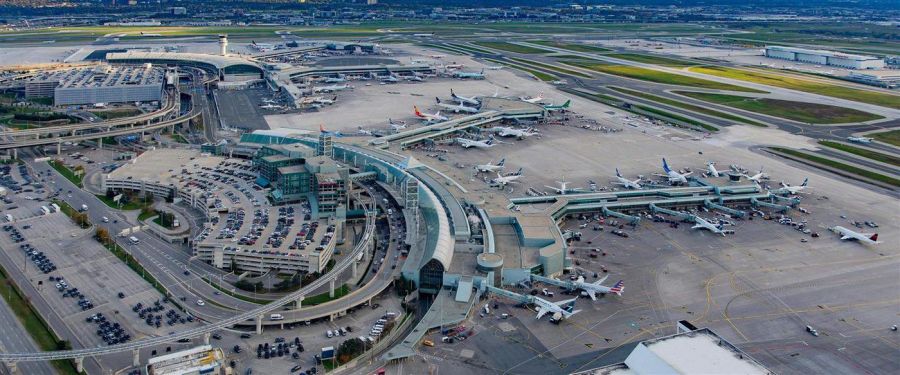 <who>Photo Credit: Toronto Pearson Airport</who>A new RBC report predicts a challenging year for newcomers in Canada.