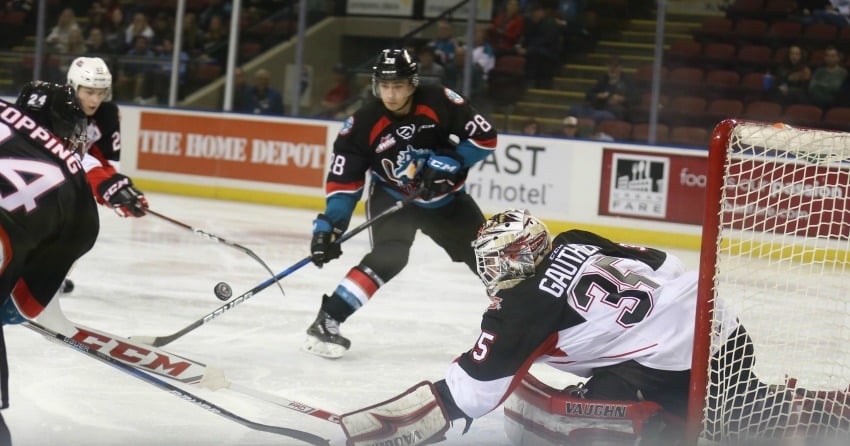 Rockets can't get first win of the year against Cougars