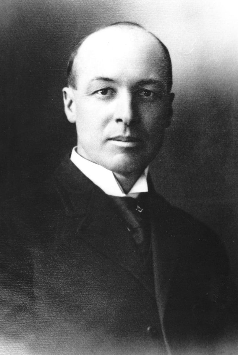 </who>Daniel Sutherland was the Kelowna Chamber of Commerce's first president, 1906-08, and was mayor of Kelowna for 16 years. This photo of Sutherland, taken in 1907, is courtesy of Kelowna Museums, Kelowna Public Archives KPA#3307.