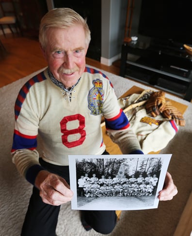 <who>Photo Credit: Chris Stanford/KelownaNow </who>Howard "Howie" Carter of Kelowna was an integral part of the <br>1956 national junior lacrosse championship Minto Cup-winning <br>Mt. Pleasant (Vancouver) Legion Branch 177 Indians. Carter <br>played right wing on its second line with forwards Alec Carey <br>and Lorne Reelie.