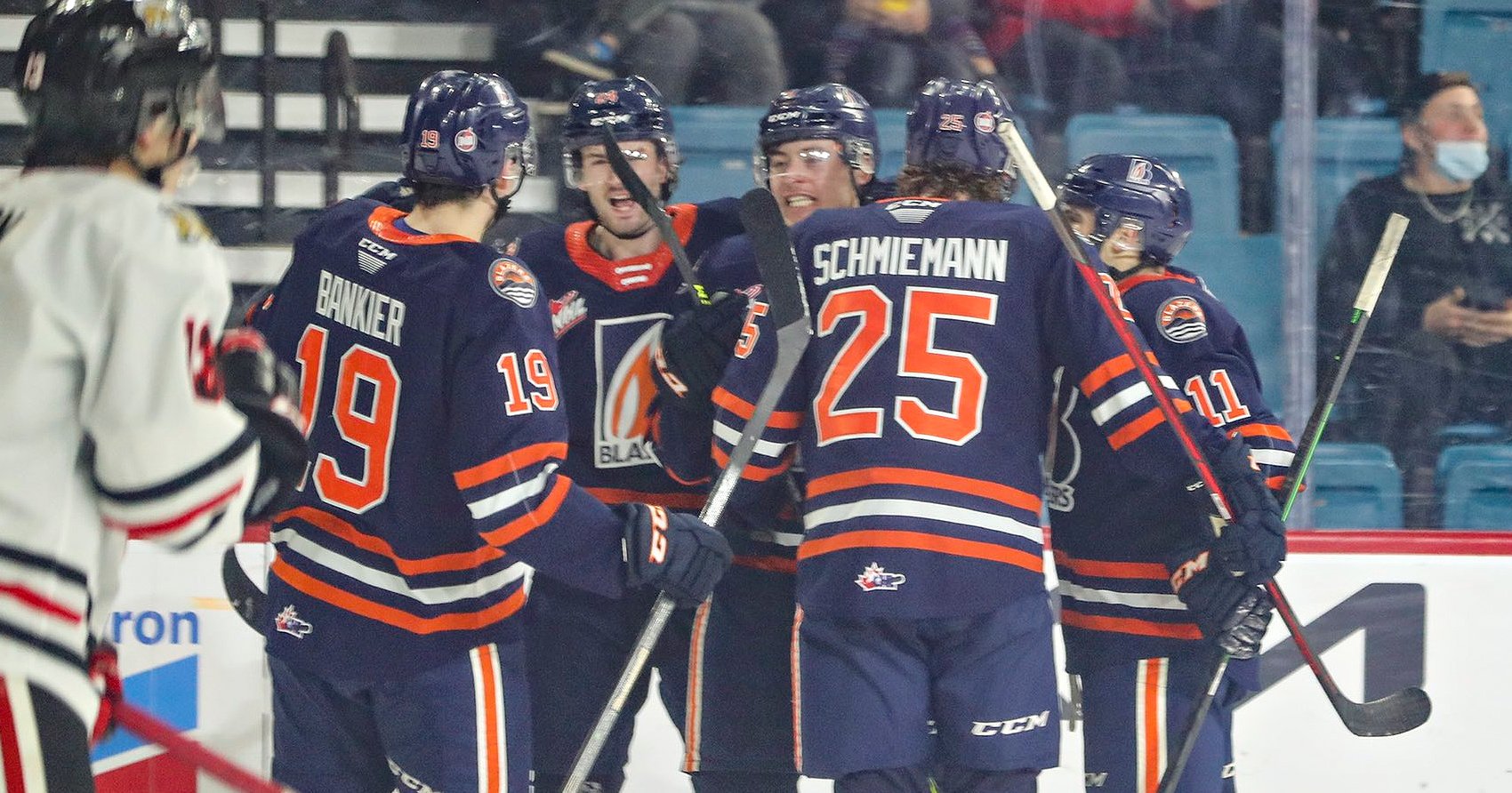 Stankoven and Pillar each record 5 points as Blazers blow out Winterhawks