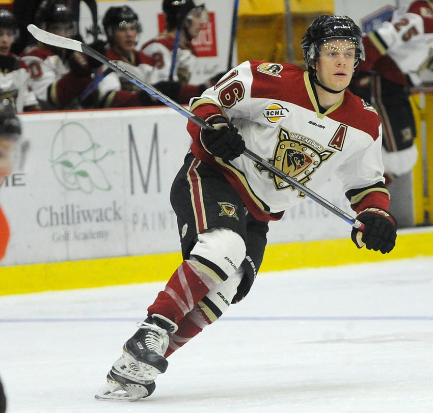 Bennett Norlin got the Warriors to within one midway through the third period.