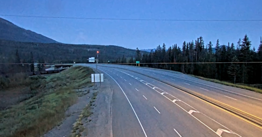 UPDATE: Hwy 1 reopens near Golden after early morning closure