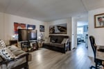 BRIGHT 3-BEDROOM HOME NEAR LAKE AND WINERIES Photo