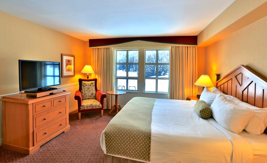 <who>Photo Credit: KelownaNow / KamloopsBCNow</who> The suites at the Sun Peaks Grand Hotel are comfortable and cozy, offering the perfect, warm retreat after a day of fun in the snow.