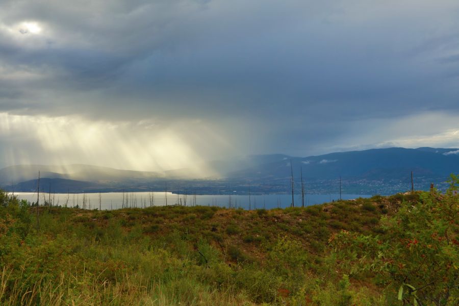 Located next to Okanagan Lake, there is no shortage of exceptional lake views in the city.