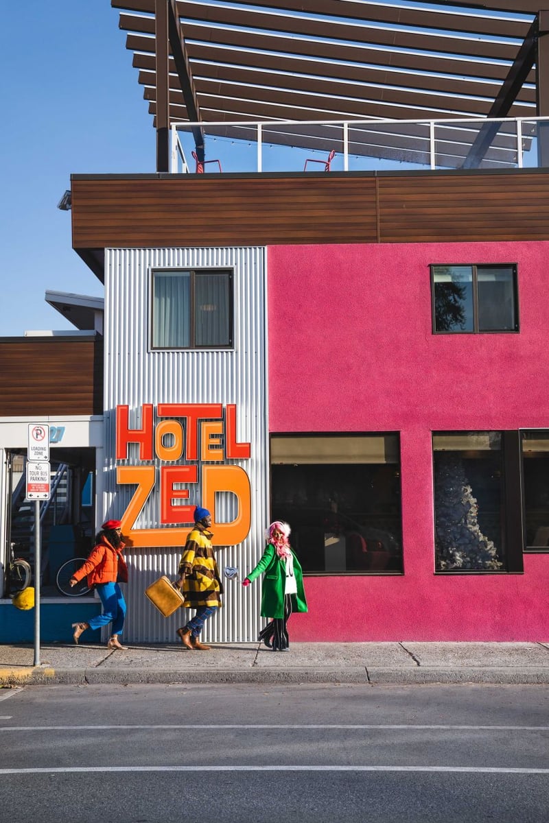 </who>Hotel Zed, which has properties in Kelowna, Victoria and Tofino, exudes a retro, hippie vibe.