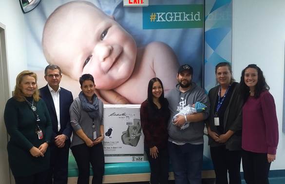 <who>Photo Credit: Contributed</who> KGH team from left to right, Bonnie Wilkie, Doug Rankmore, Bobbi McGrath, new parents - Sarah Baker, Matti Koivisto and newborn Colt, Laura White and UWCSO's Reanne Amadio
