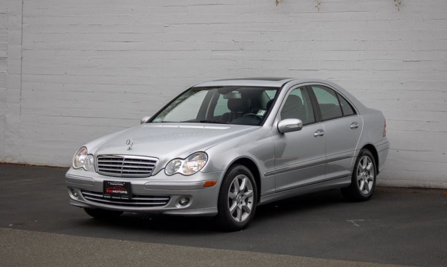 <who>Photo Credit: Autotrader</who>Mercedes-Benz C class 2007