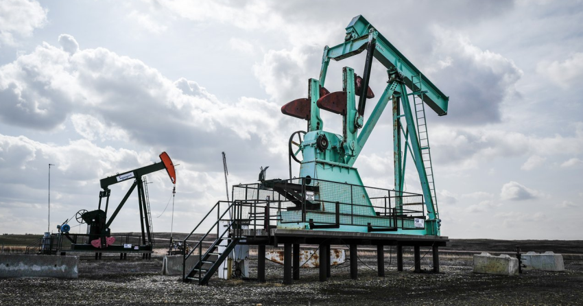 Oilpatch better able to weather low crude price than in past, industry ...