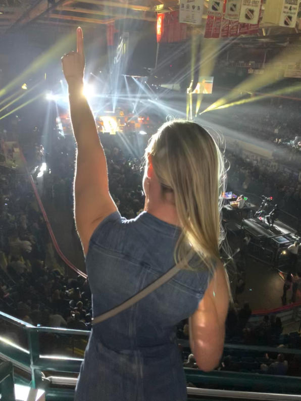 <who> Photo Credit: Hannah Mason