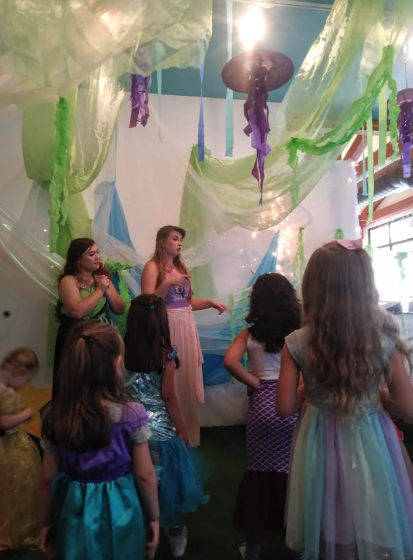 <Who> Photo Credit: Sweet Home Cafe