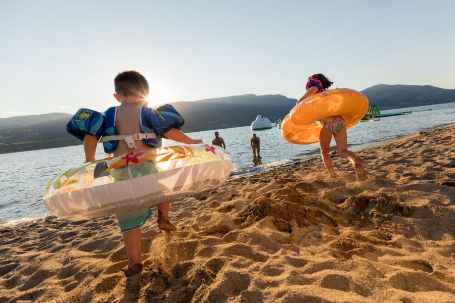 <who>Photo credits: File</who>Hitting the beach is always a good idea.