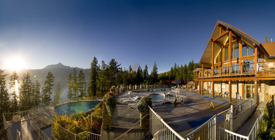 <who>Photo Credit: Halcyon Hot Springs</who>