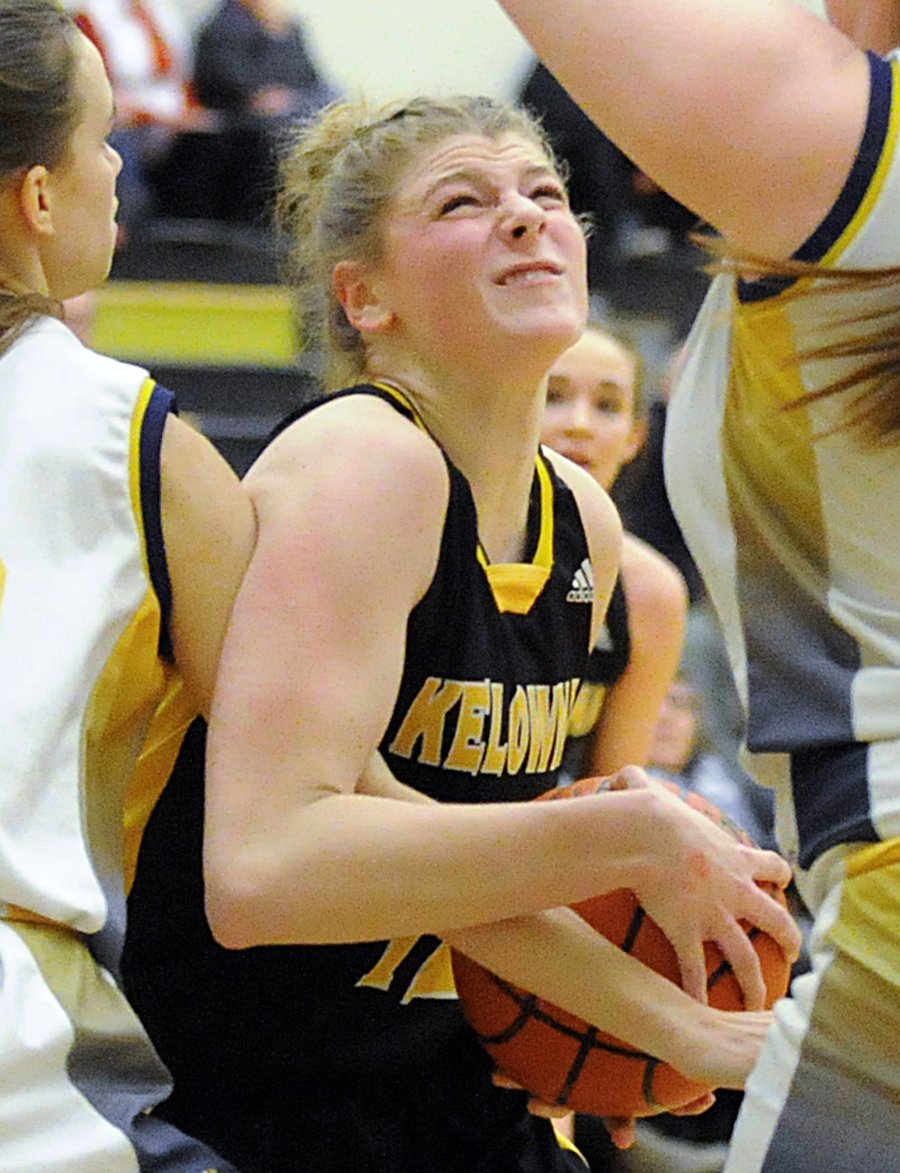 A 15-point, 14-rebound effort by Kennedy Dickie played a key role in the Owls' success.