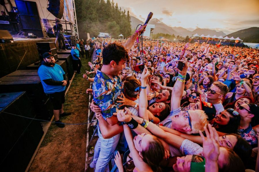 <who>Photo Credit: Pemberton Music Festival</who>Arkells as the sun sets at Pemberton 2016.