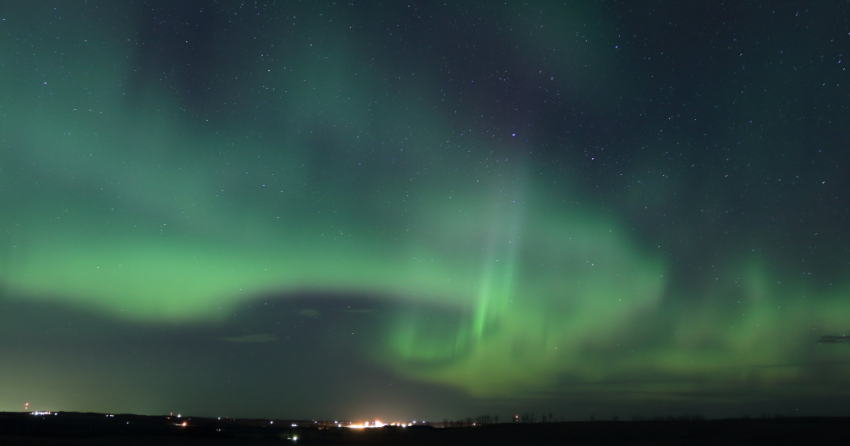 PHOTOS: Amazing shots of the aurora borealis over the Prairies Sunday morning