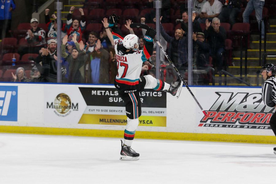 <who> Photo Credit: Paige Bednorz/Kelowna Rockets 