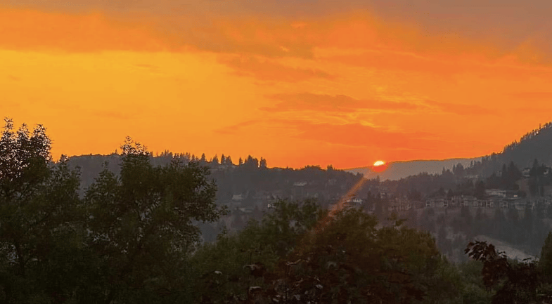 PHOTOS: Another beautiful, smoky sunset caught in the Okanagan