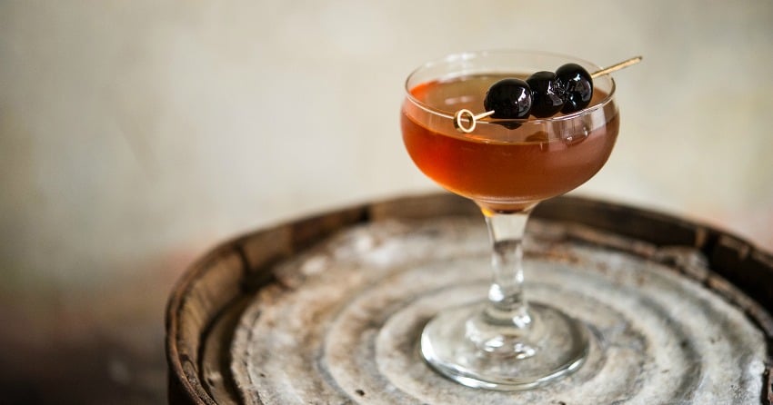 Bubbles are a basic move on NYE – drink these cocktails instead
