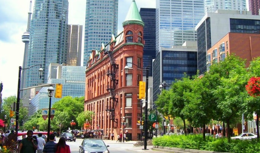 <who> Photo Credit: Google Maps </who> Toronto