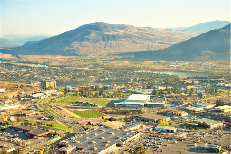 </who>Kamloops has natural beauty, enviable lifestyle and a diverse economy.