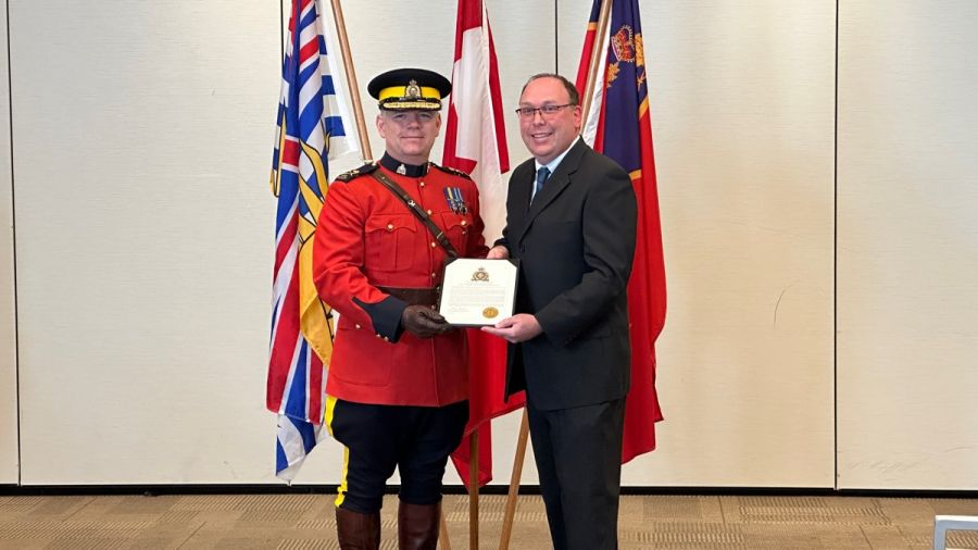 Over 60 Mounties, civilians honoured at awards ceremony in Kelowna