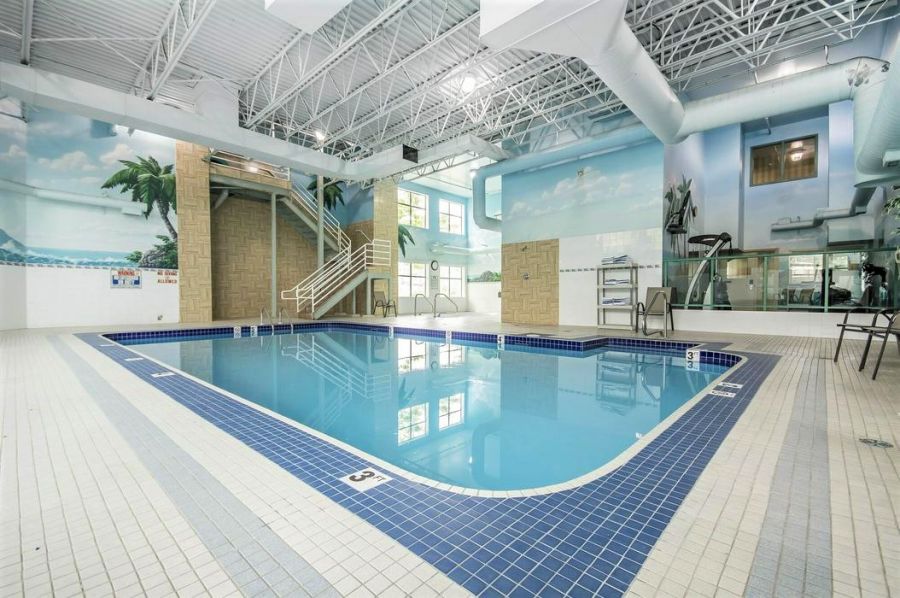 </who>The former Comfort Inn also has an indoor pool, which will be renovated.