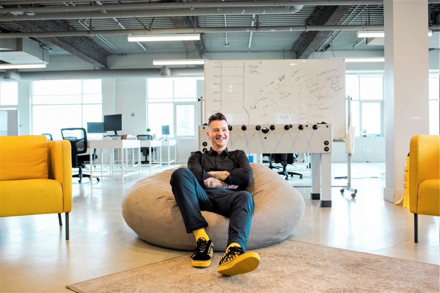 </who>Bananatag's head office is in a funky space in the Innovation Centre in downtown Kelowna. Lounging in the beanbag chair is CEO and co-founder Corey Wagner. 