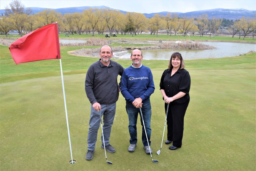 </who>Brothers Norman, left, and Neil Parent and their niece, Nadean Ostrom, are the new owners of Michaelbrook Golf Course in Kelowna.
