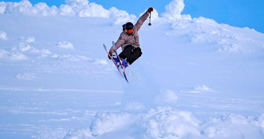 Big White: Nice chunk of fresh snow, light winds