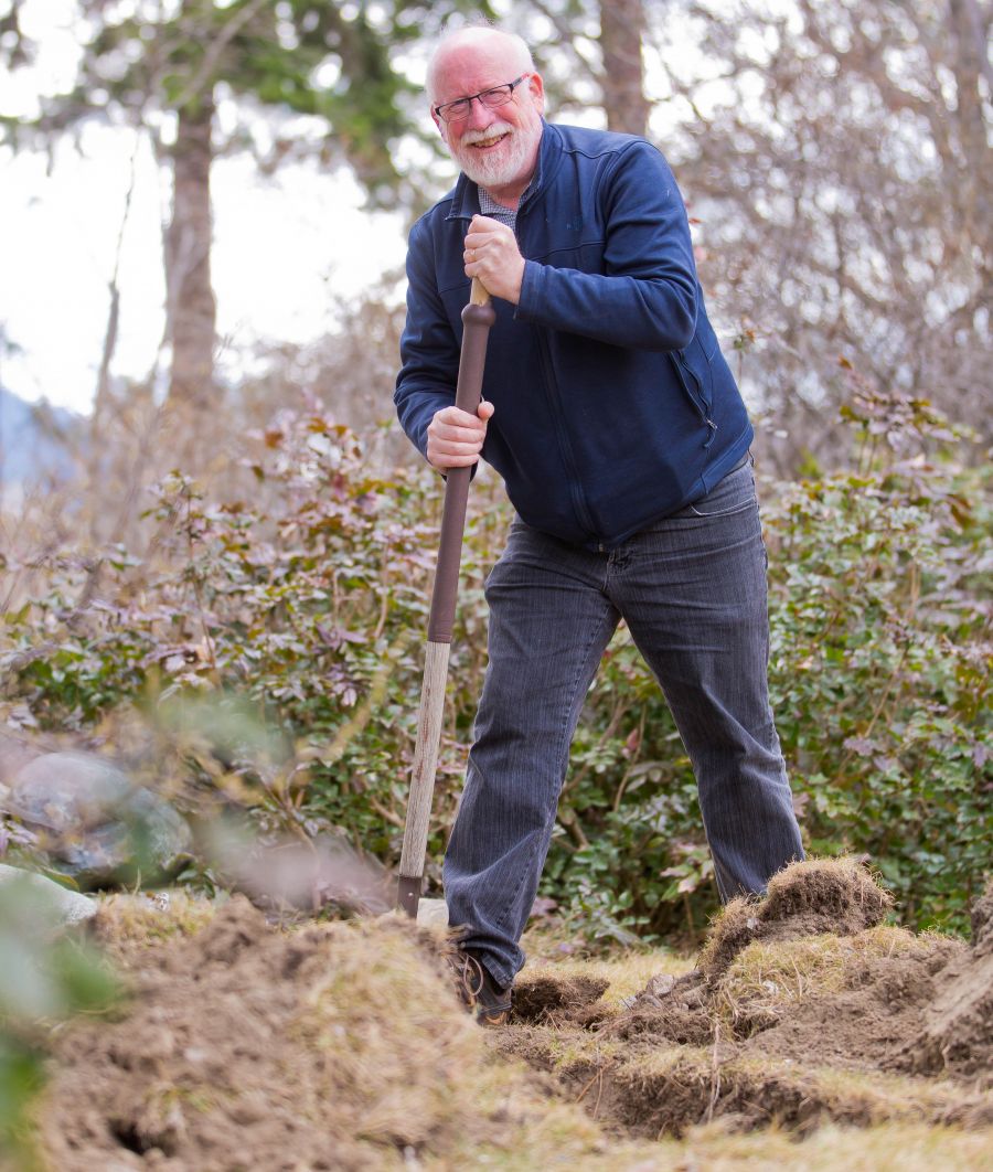 <who>Photo Credit: NowMedia/Gord Goble</who>Cannings at home