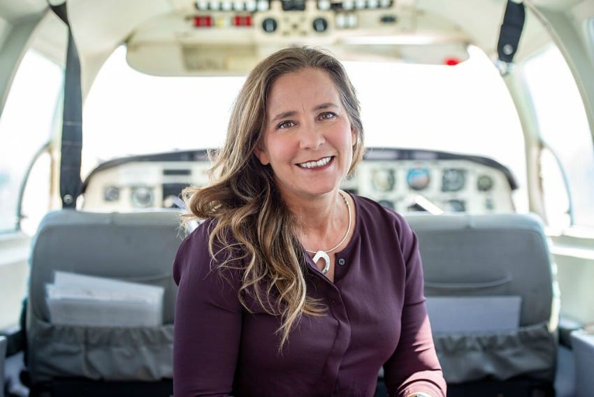 <who>Photo Credit: Iskwew Air</who> CEO Teara Fraser