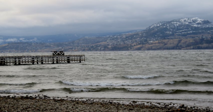 Kelowna weather: Rain all day, high of 4ºC