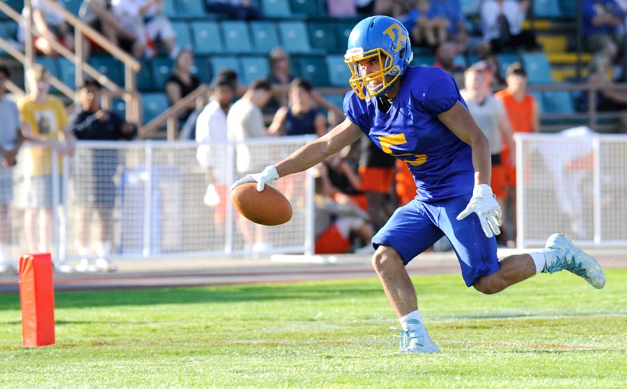 Ryan Dovedoff caught five passes for 128 yards and was a monster on the Rutland defence with eight tackles and an interception.