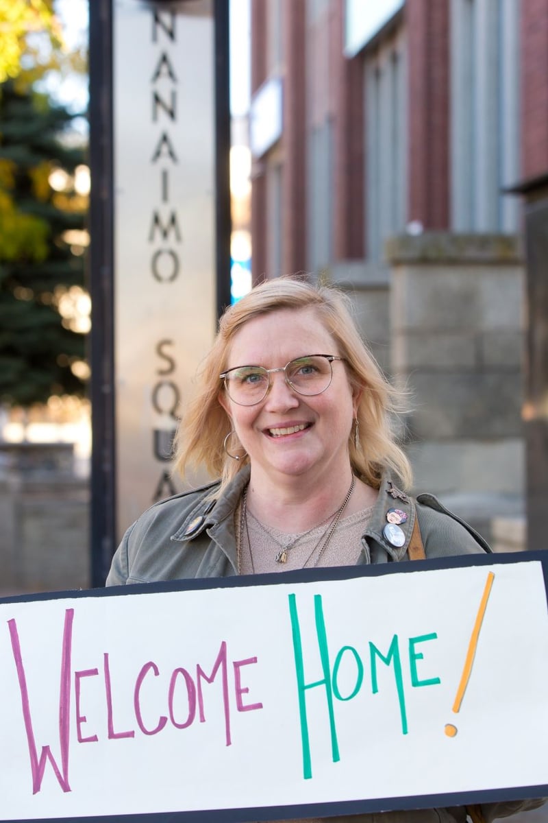 <who>Photo Credit: NowMedia</who> Shepherd at Monday Night Dinners' Nanaimo Square home base
