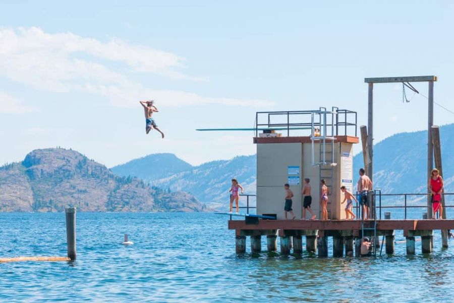 </who>Okanagan Lake, pictured here at the municipal beach in Peachland, has been ranked the best spot for swimming in the Interior and the second best in BC.