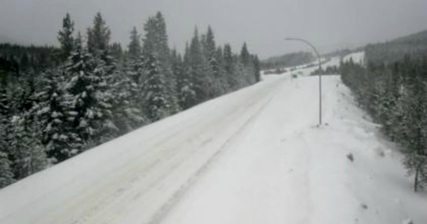 <who>Photo Credit: DriveBC</who> Hwy 5 southbound at Mine Creek Road looking south.