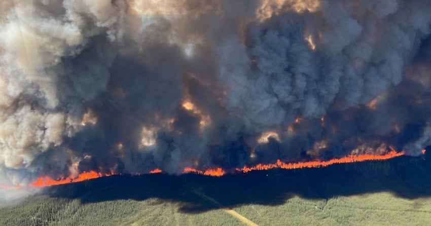 Northeast BC wildfire approaching 500,000 hectares in size