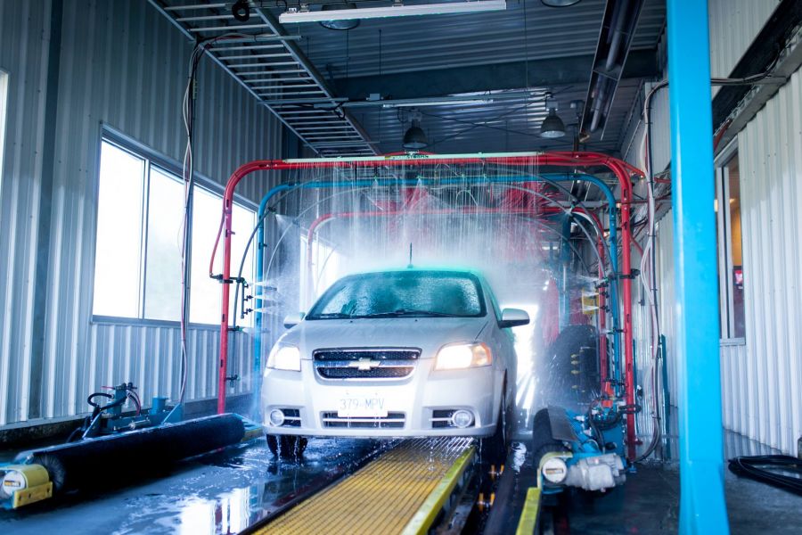<who>Husky & Rocket Wash Kelowna</who>